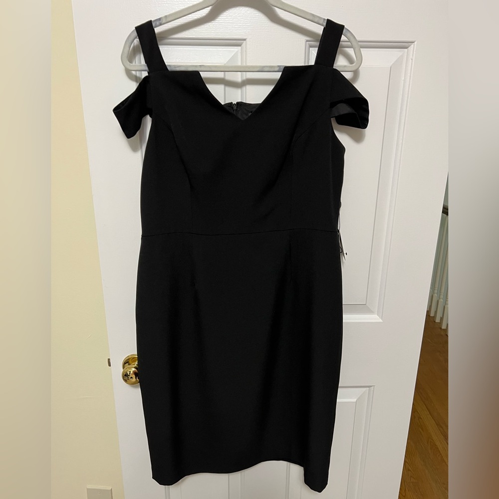 Black Adrianna Papell cocktail dress NWT